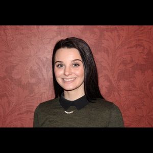 Meet your Posher, Claire